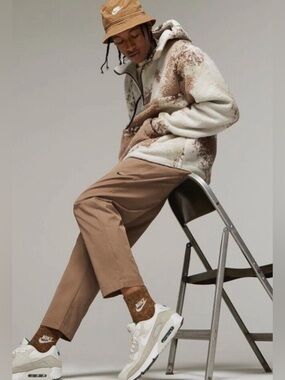 Nike Sportswear Sport Essentials 1/2 Zip Hoodie DD5009-072 Sherpa Fleece X-Large